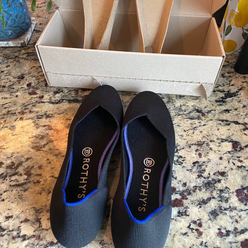 Rothys The Flat Black round toe work/dress shoes